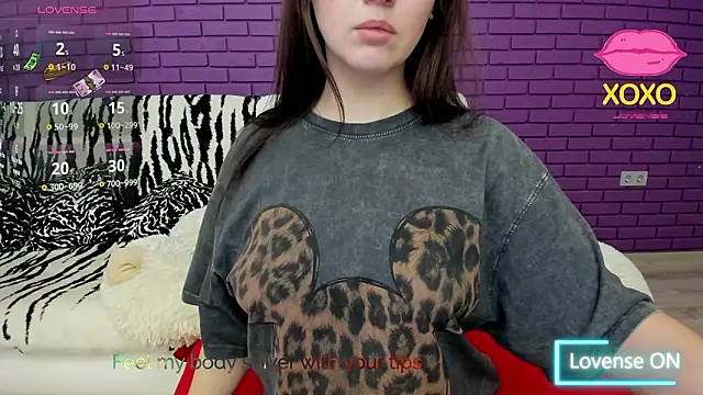 GlowMimi online show from February 2026 10:03:02 PM