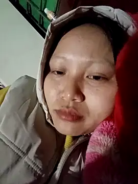 yoyo-mi online show from December 2025 09:31:02 PM