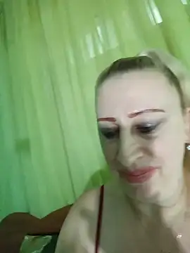 Snapshot of Esenia505 chatting on June 2026 12:27:02 PM Esenia505 online show from June 2026 12:27:02 PM