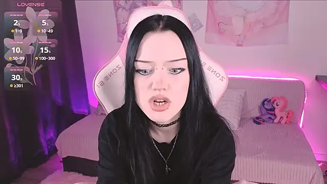 Snapshot of ophelia_amber chatting on July 2026 03:03:01 PM ophelia amber online show from July 2026 03:03:01 PM