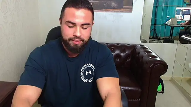 HayesWood online show from December 2025 05:57:02 AM