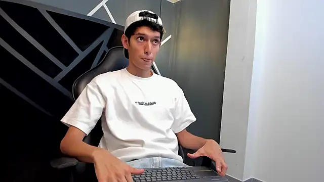 Niick Carter online show from November 2025 11:26:01 PM