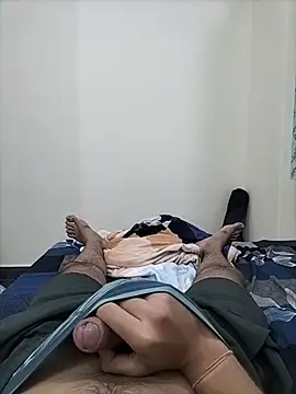 SentScruples online show from December 2025 06:50:01 PM