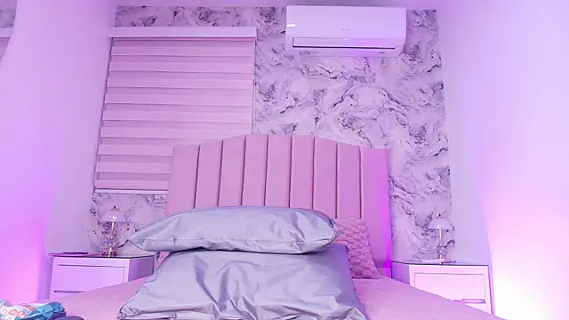 emma trix online show from April 2026 11:54:02 AM