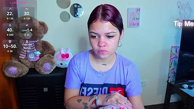 Emma boo online show from February 2026 02:35:01 PM