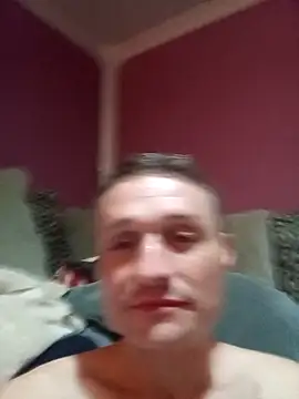 Caliguy36 online show from November 2025 10:29:02 PM