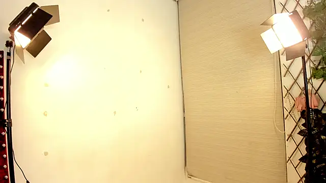 candice star online show from November 2025 12:02:01 AM