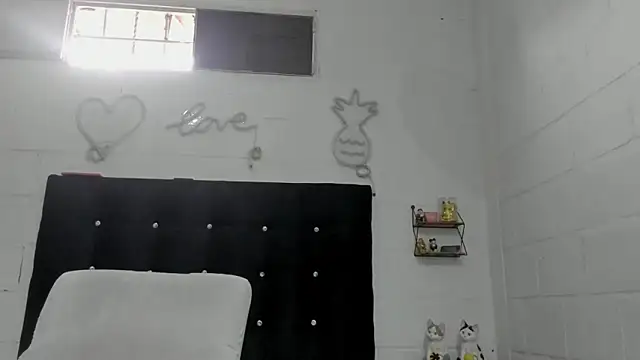 sexynova 93 online show from July 2026 05:06:02 PM