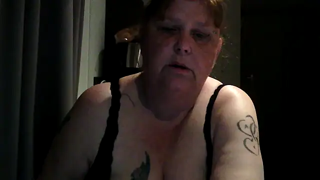 Snapshot of Sylviastar46 chatting on May 2026 08:36:02 PM Sylviastar46 online show from May 2026 08:36:02 PM