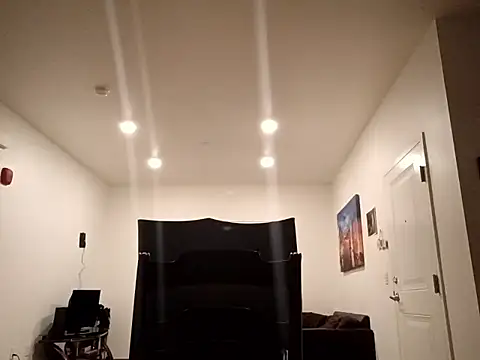 Snapshot of Karebearz1 chatting on March 2026 07:53:01 AM Karebearz1 online show from March 2026 07:53:01 AM