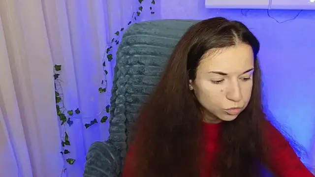 Snapshot of Ulyanix chatting on December 2025 04:40:02 AM Ulyanix online show from December 2025 04:40:02 AM