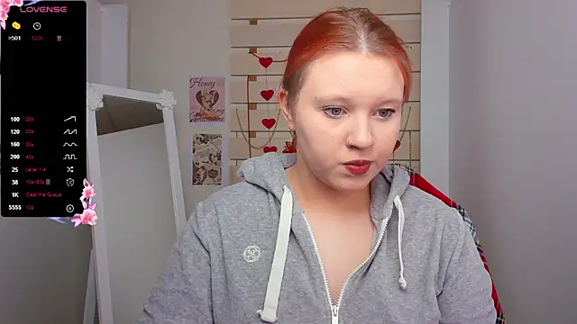 Snapshot of FoxPlayXX chatting on February 2026 01:29:02 PM FoxPlayXX online show from February 2026 01:29:02 PM