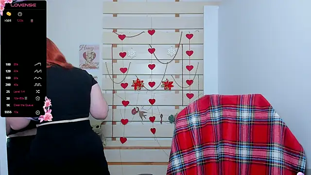 Snapshot of FoxPlayXX chatting on February 2026 09:35:01 PM FoxPlayXX online show from February 2026 09:35:01 PM