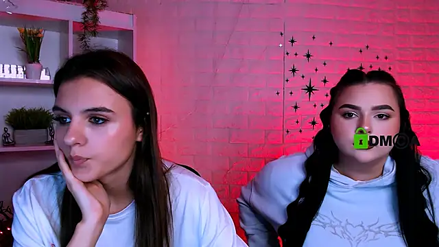 Snapshot of fairy_viola chatting on November 2025 12:26:01 PM fairy viola online show from November 2025 12:26:01 PM