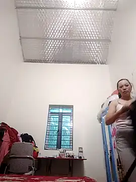 Snapshot of let-go chatting on November 2025 07:33:02 AM let-go online show from November 2025 07:33:02 AM