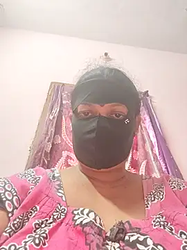 pujapujarrrr online show from December 2025 05:03:01 AM