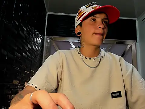 Snapshot of SubGirlRs chatting on October 2025 02:56:01 AM SubGirlRs online show from October 2025 02:56:01 AM