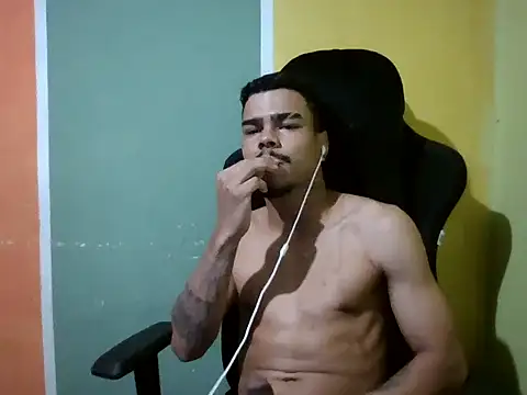 Snapshot of Joao_BRL chatting on November 2025 04:34:02 PM Joao BRL online show from November 2025 04:34:02 PM