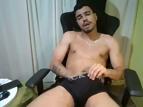 Snapshot of Joao_BRL chatting on November 2025 02:50:01 PM Joao BRL online show from November 2025 02:50:01 PM