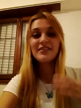 larubia arg online show from November 2025 05:06:01 AM