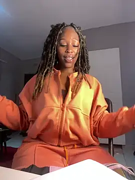 SP1CY MOMMY online show from July 2026 08:22:02 PM