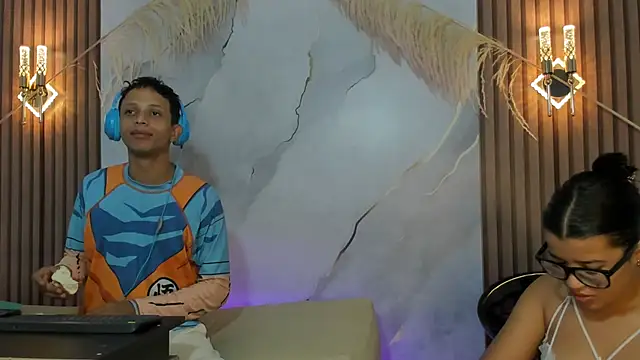 Snapshot of DamianandEva chatting on May 2026 12:56:02 PM DamianandEva online show from May 2026 12:56:02 PM