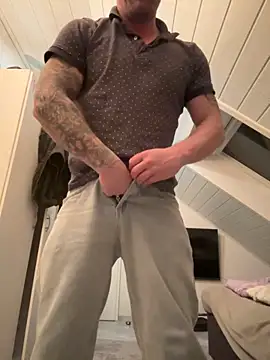 Snapshot of superbertok chatting on November 2025 05:34:02 PM superbertok online show from November 2025 05:34:02 PM