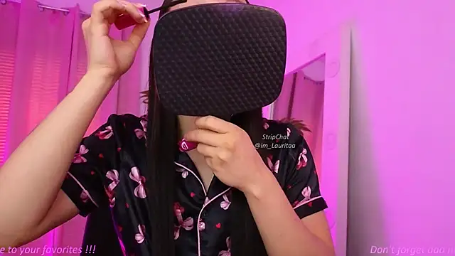 BabyLauritaa online show from April 2026 07:01:02 PM