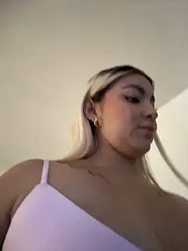 Elina Hills online show from February 2026 03:07:01 PM