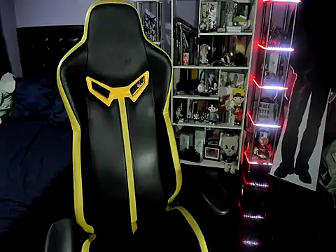 Yummy dark online show from November 2025 08:19:02 PM