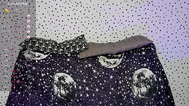 Angel Julles online show from April 2026 07:45:01 AM