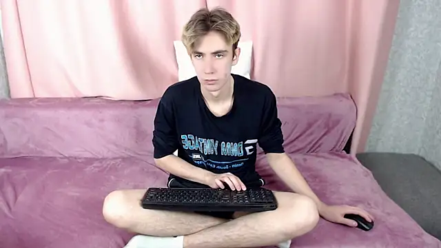 Harvey foster online show from November 2025 05:29:02 PM