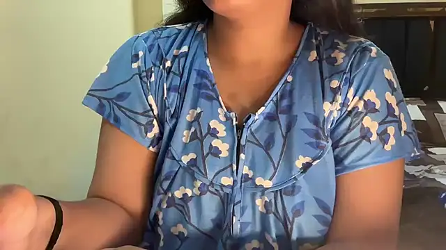 Snapshot of Shilpa_7 chatting on June 2026 04:22:01 PM Shilpa 7 online show from June 2026 04:22:01 PM