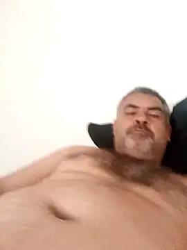 Ricardotarado online show from December 2025 01:39:01 PM