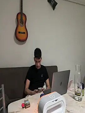 yasinesra757  online show from January 2026 01:41:01 AM