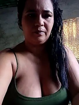 meliza87 online show from November 2025 07:45:01 PM