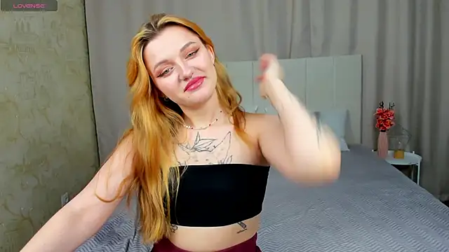 AnnaXPeach online show from November 2025 12:33:01 AM