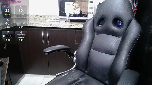 Snapshot of umatrayi_ chatting on November 2025 11:43:02 AM umatrayi online show from November 2025 11:43:02 AM