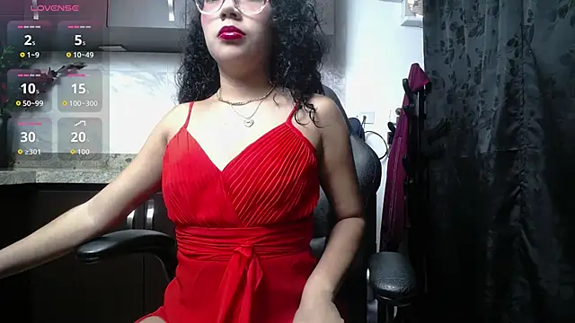 Snapshot of umatrayi_ chatting on November 2025 12:06:01 PM umatrayi online show from November 2025 12:06:01 PM