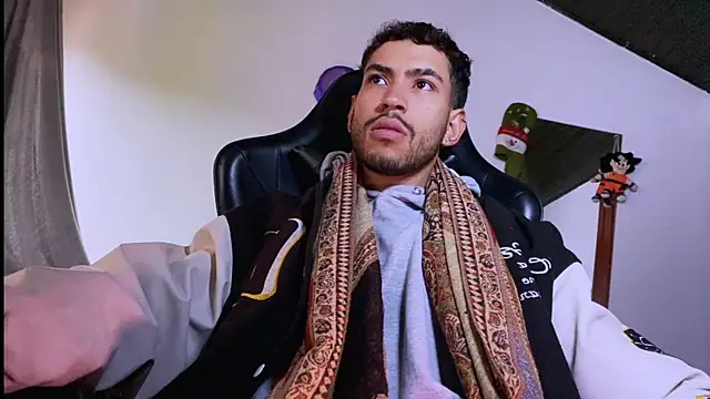 3v1l online show from December 2025 07:21:01 PM