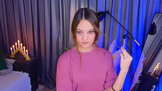 KarlaMagnett online show from November 2025 03:24:02 PM