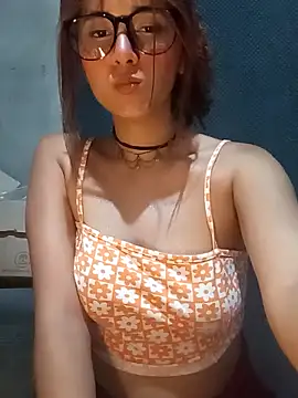 lola mamadas online show from November 2025 03:27:01 AM