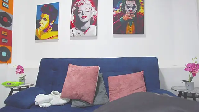 AlessioVitale online show from January 2026 12:09:02 PM