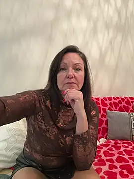 HotLdyllic online show from February 2026 05:19:02 PM