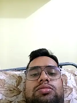 unknownman697856 online show from October 2025 01:45:02 PM