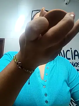 Snapshot of Samaraa_Lee chatting on November 2025 11:32:01 AM Samaraa Lee online show from November 2025 11:32:01 AM