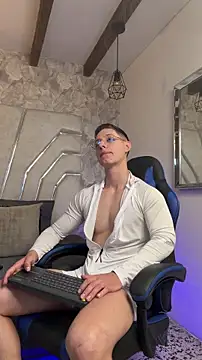 MAXTHOMSON online show from February 2026 11:58:02 PM