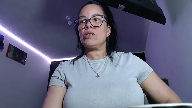 sofia lopez70 online show from April 2026 10:01:02 PM