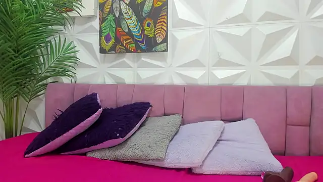 Anggie Miller online show from January 2026 11:12:02 AM