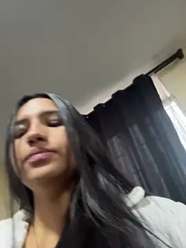 Snapshot of Samantha_firee chatting on April 2026 11:12:01 AM Samantha firee online show from April 2026 11:12:01 AM